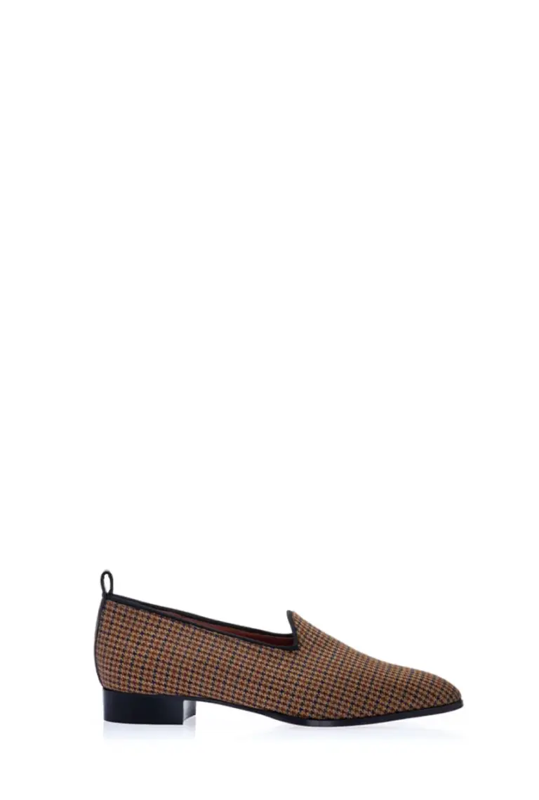 La Curiosa — Tan Pied-de-Poule Fabric